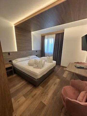 Hotel Garni Bel Sito Tremosine