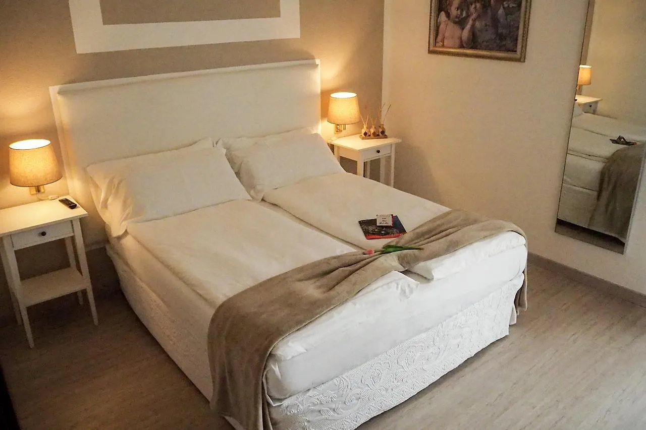 Hotel Garni Bel Sito Tremosine