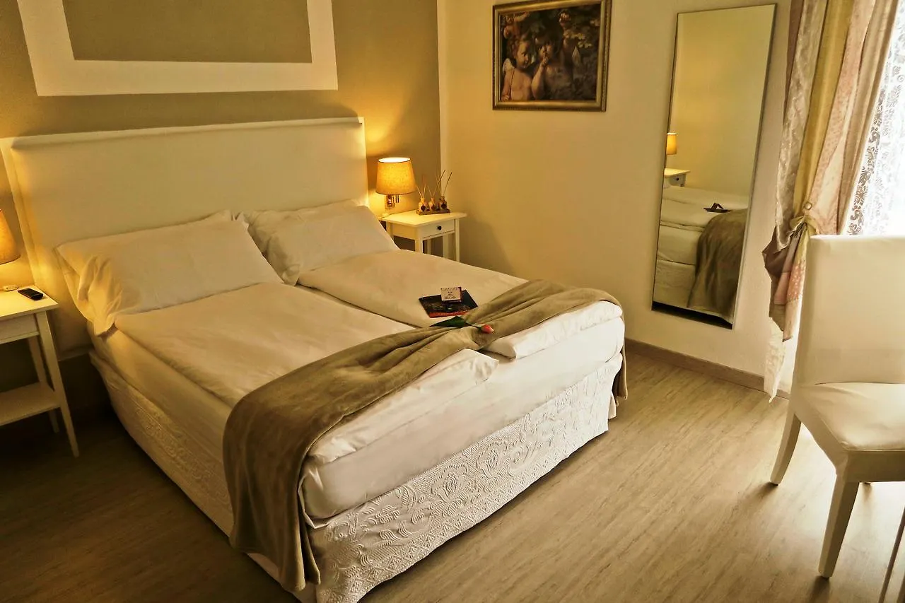 ***  Hotel Garni Bel Sito Tremosine Italie