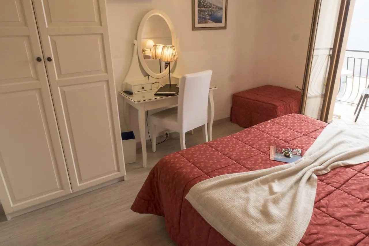Hotel Garni Bel Sito Tremosine