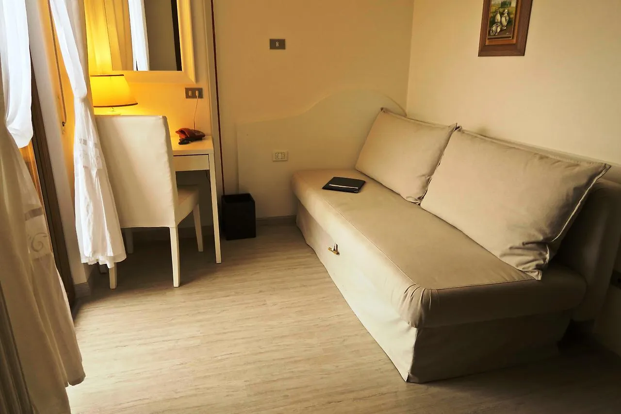 Hotel Garni Bel Sito Tremosine 3*,
